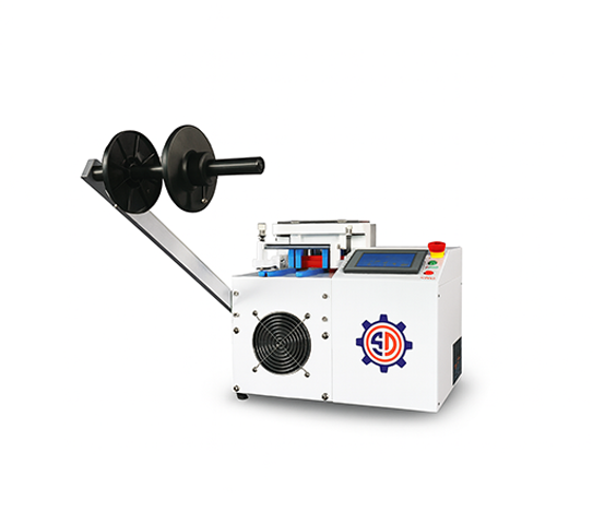 AUTOMATIC MEASURING AND SLEEVE CUTTING MACHINE(MAXIMUM MATERIAL WIDTH 100.0 MM)
